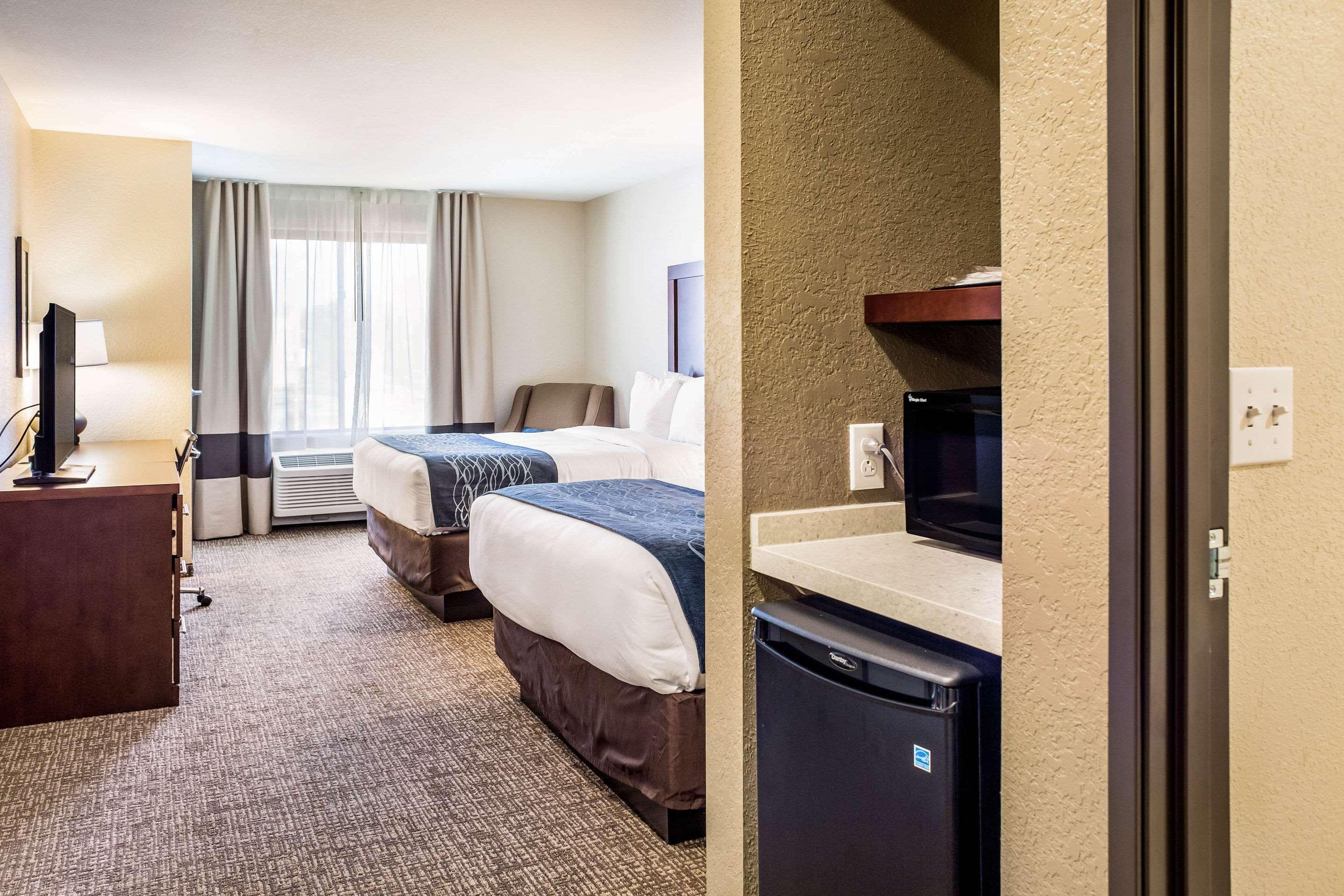 Comfort Inn & Suites Niagara Falls Blvd Usa Exterior foto