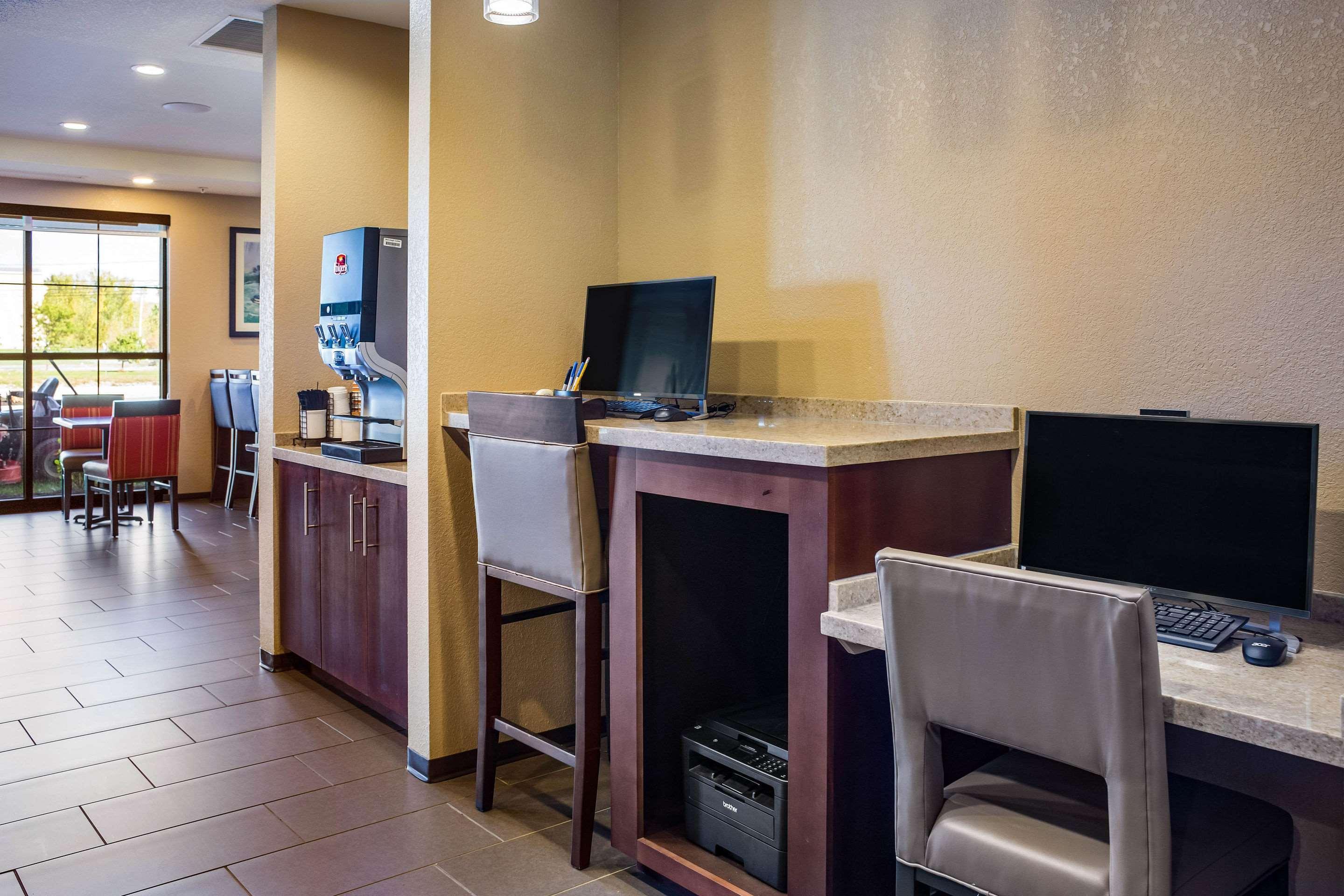 Comfort Inn & Suites Niagara Falls Blvd Usa Exterior foto